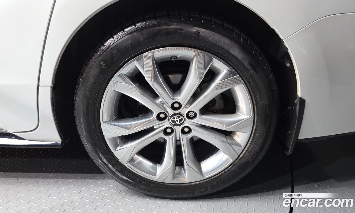 Toyota Sienna 4th Gen фото 5