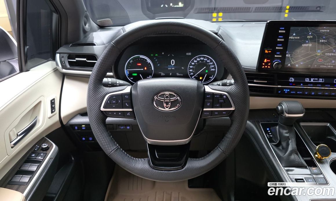 Toyota Sienna 4th Gen фото 13
