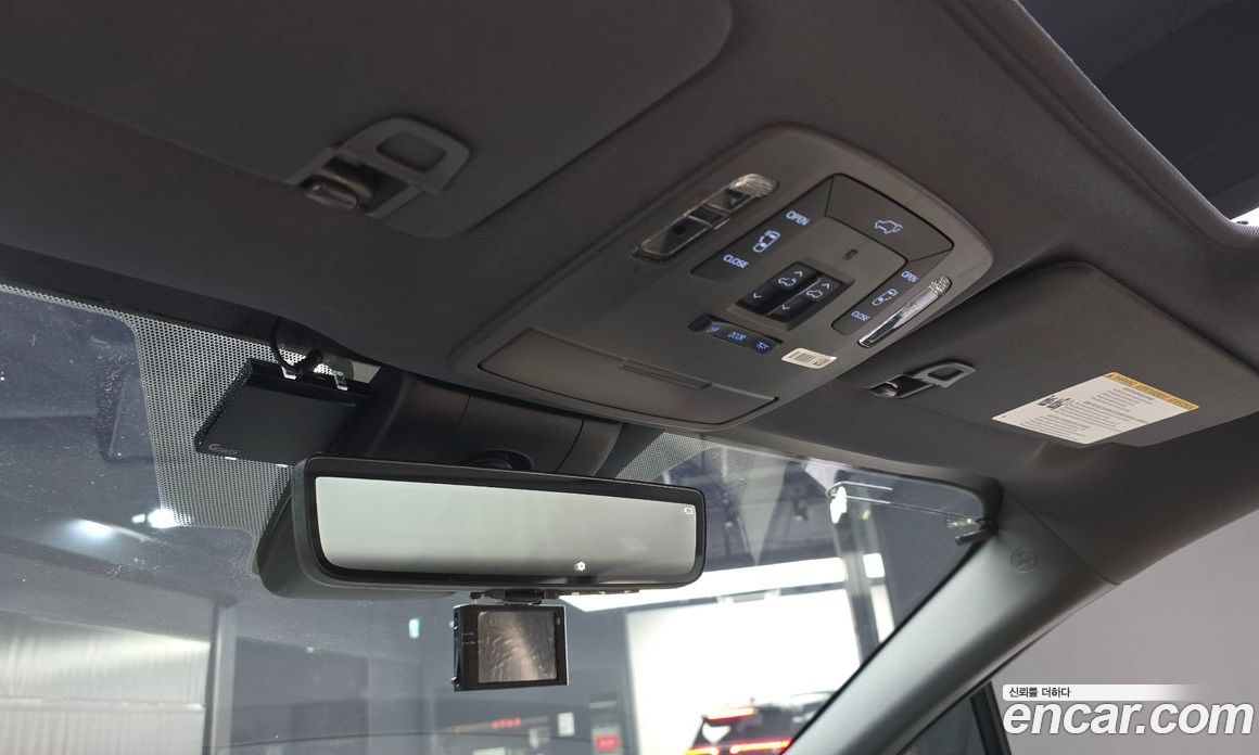 Toyota Sienna 4th Gen фото 18
