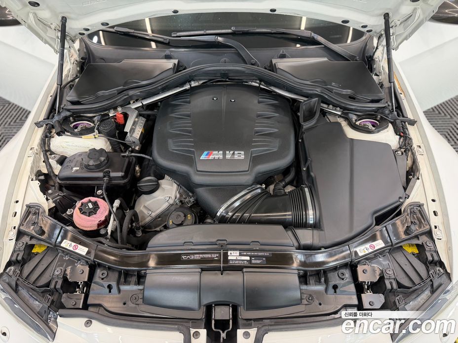BMW M3 (E90) фото 18