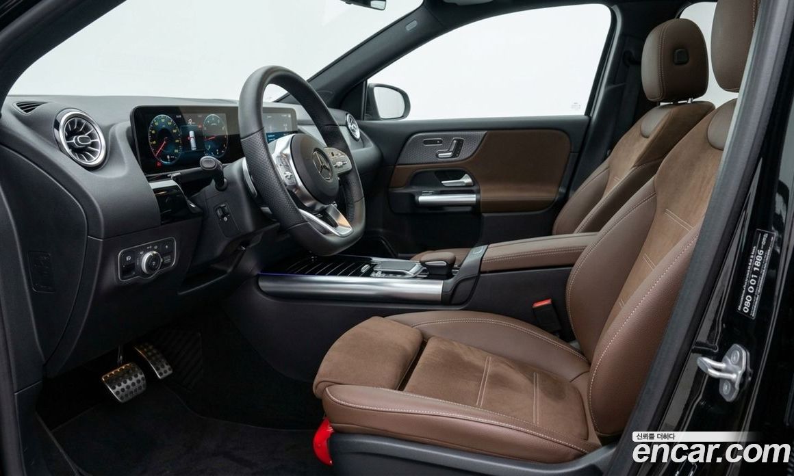 Mercedes-Benz GLA-Class H247 фото 10