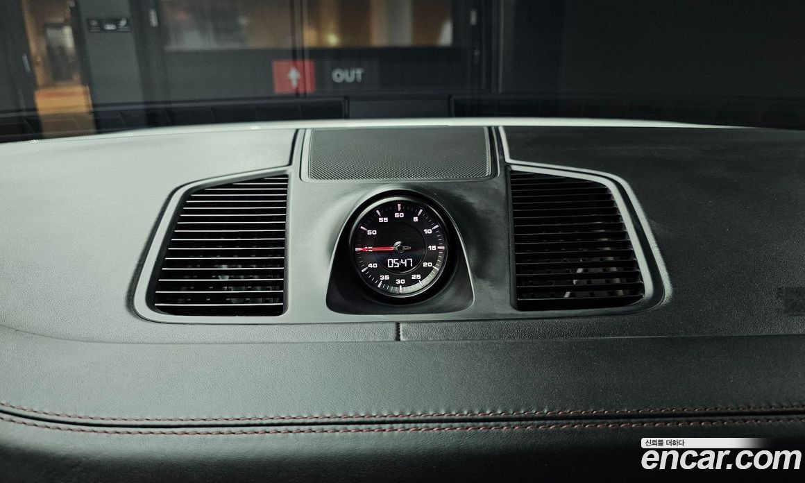Porsche Cayenne 3rd Gen фото 32