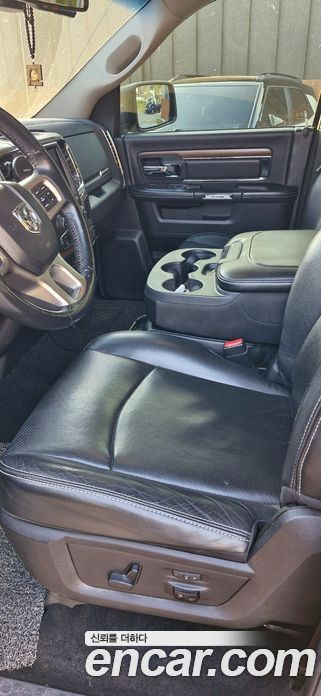 Dodge Ram Pickup фото 6