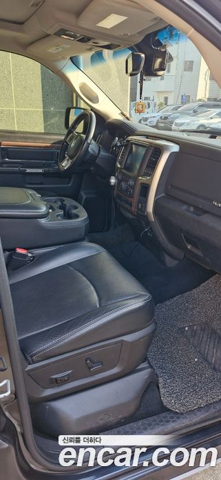 Dodge Ram Pickup фото 11