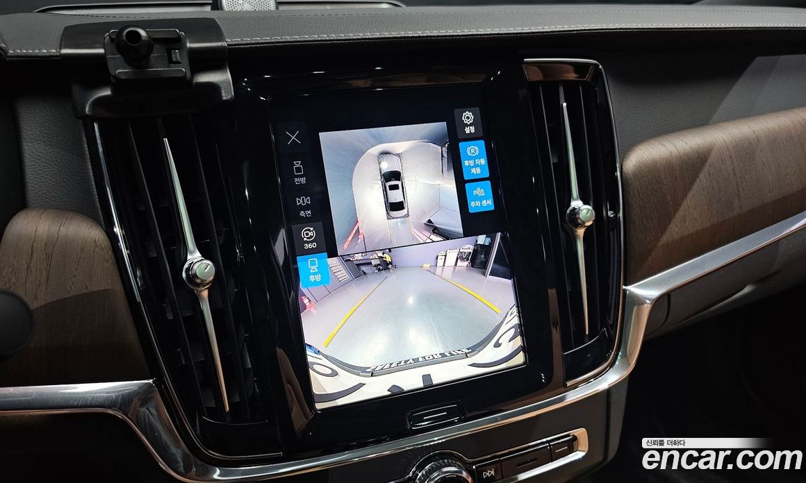 Volvo S90 фото 14