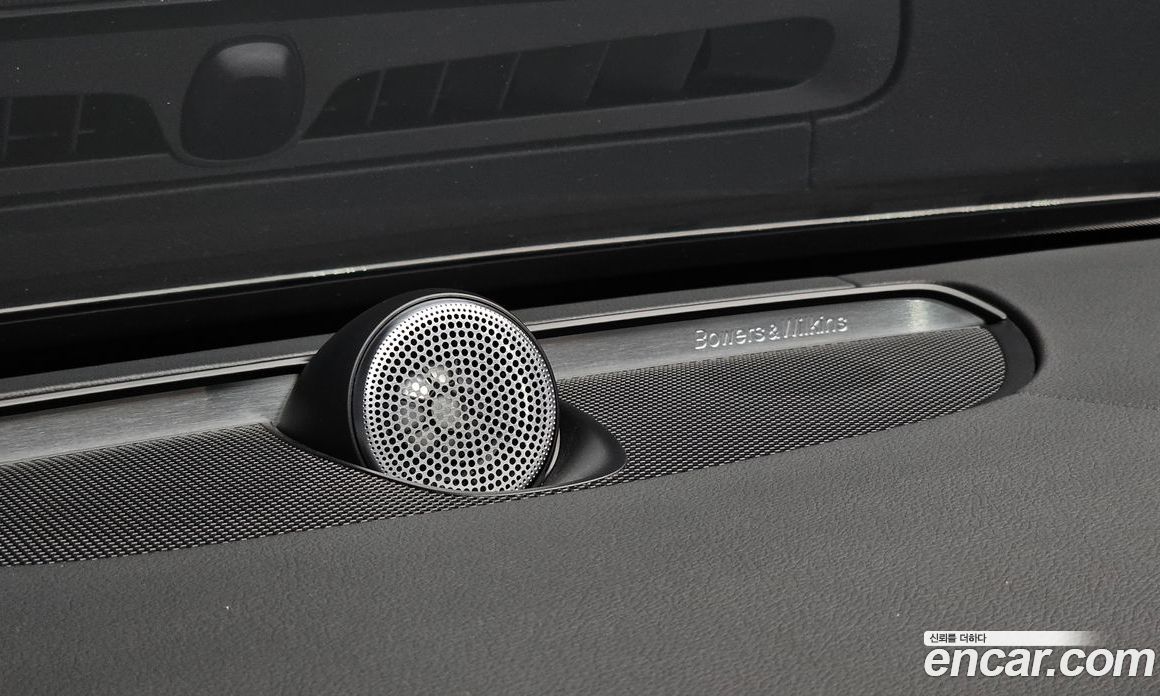 Volvo S90 фото 34