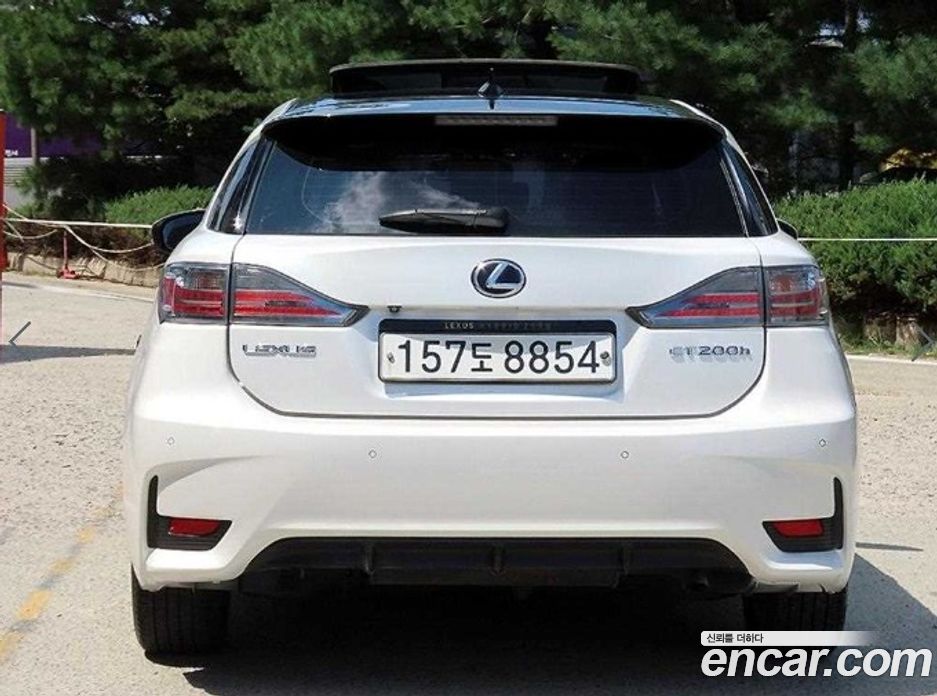 Lexus CT200h фото 4