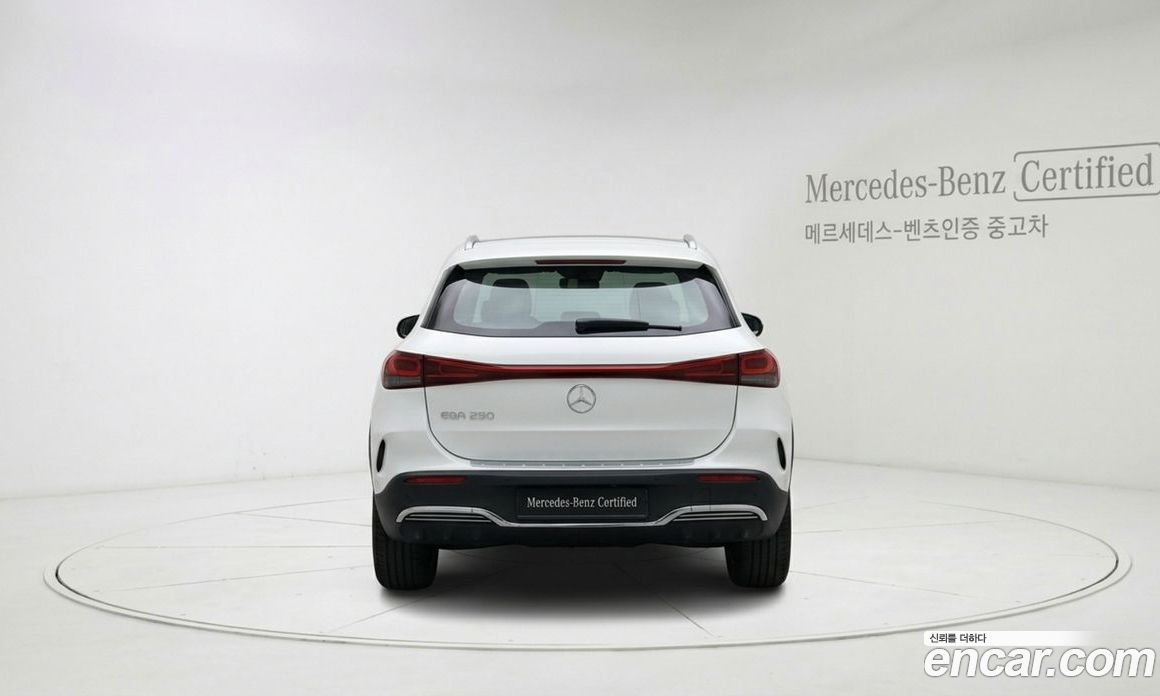 Mercedes-Benz EQA H243 фото 4