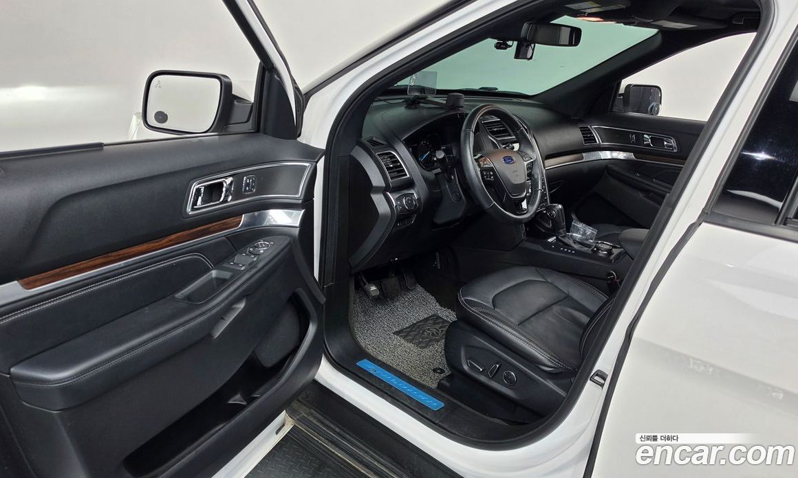 Ford Explorer 5th Gen фото 10