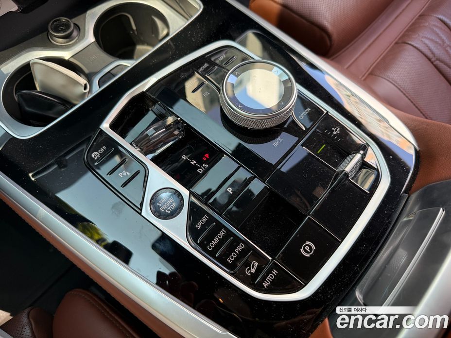 BMW X7 (G07) фото 4