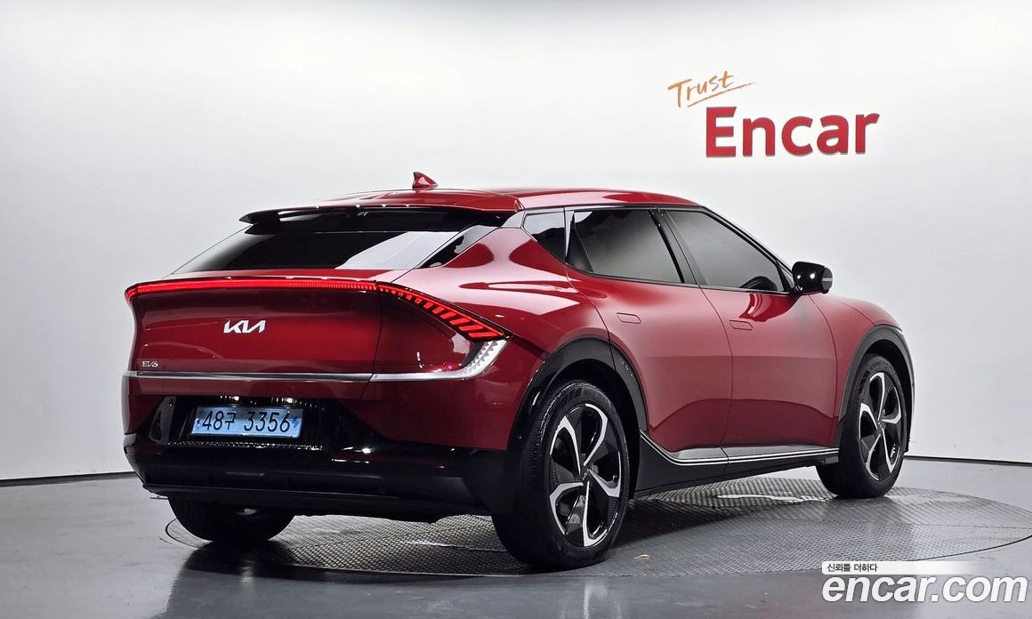 Kia EV6 фото 2