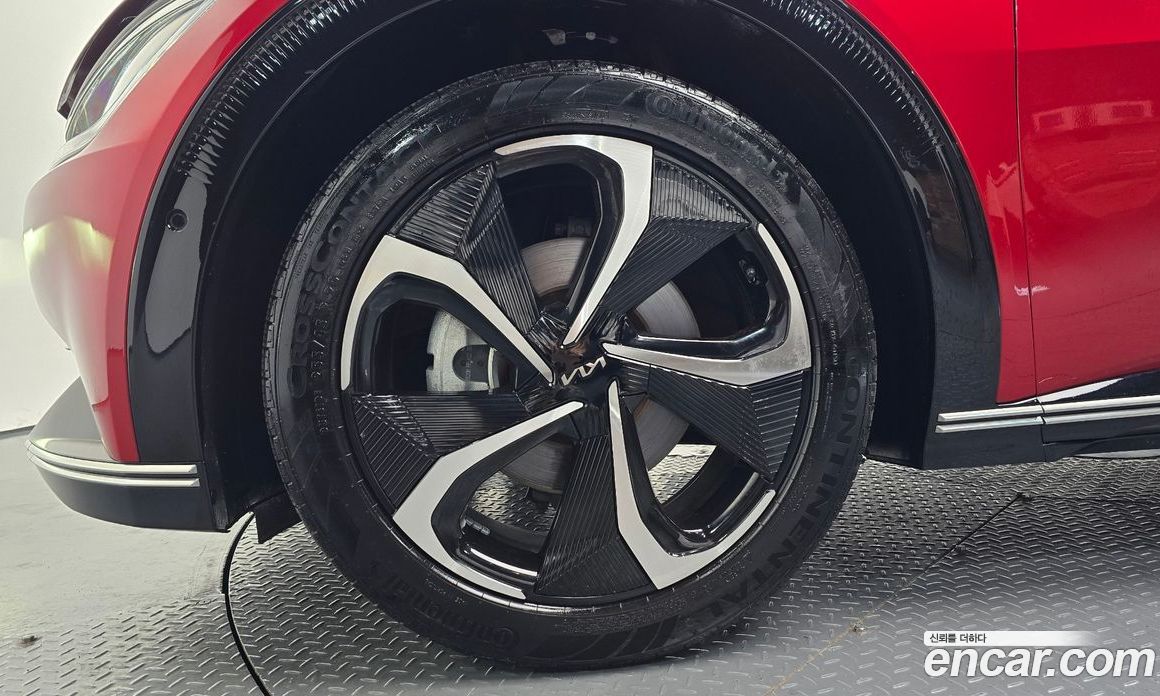 Kia EV6 фото 5