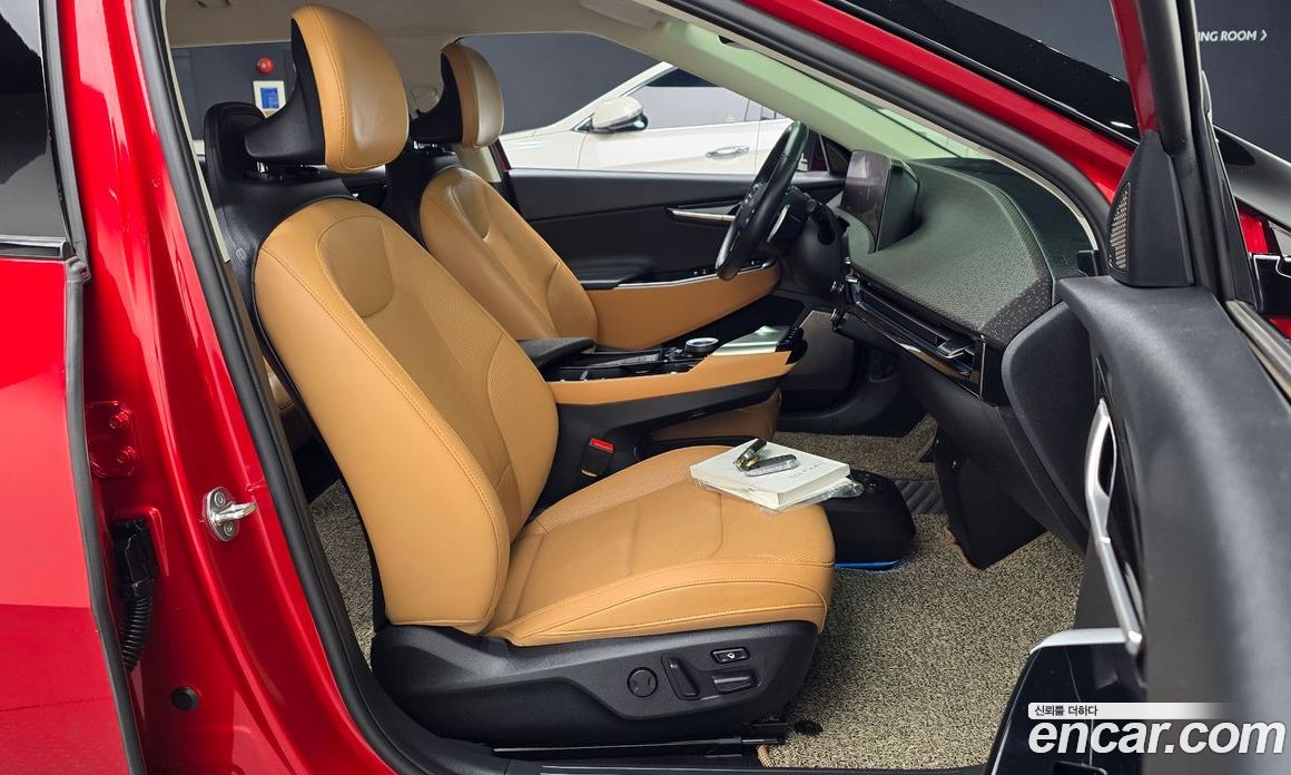 Kia EV6 фото 10
