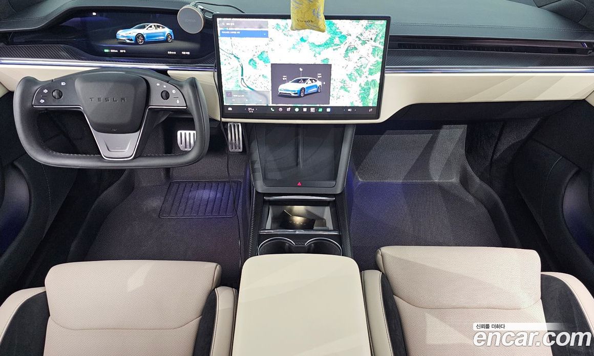 Tesla Model S фото 7