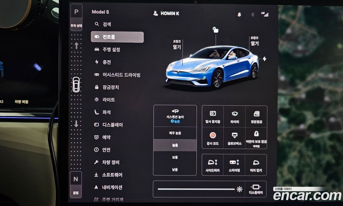 Tesla Model S фото 17