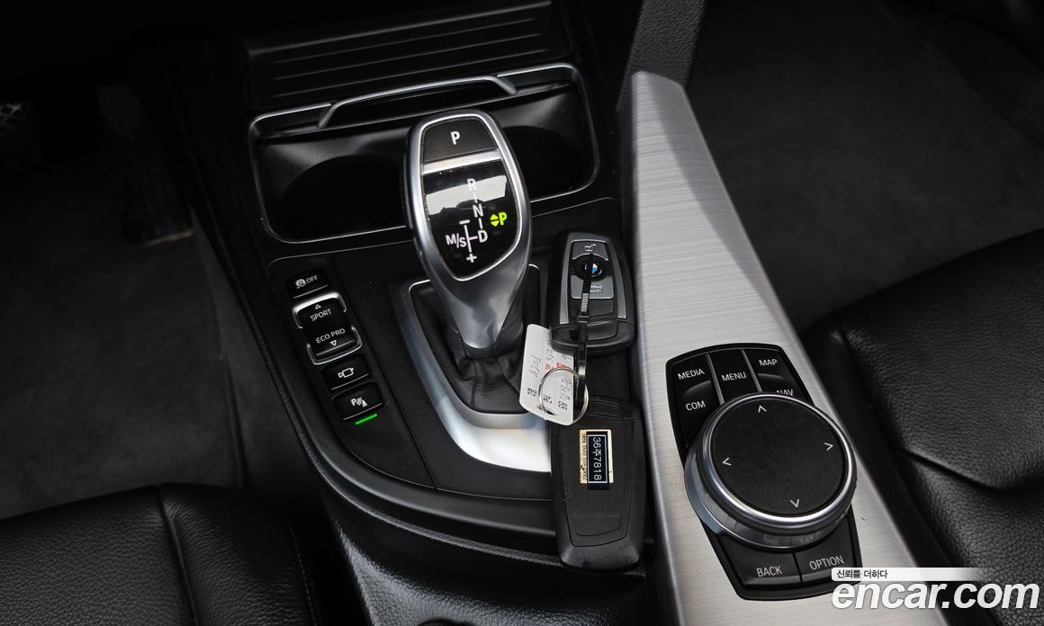 BMW 4-Series (F32) фото 9