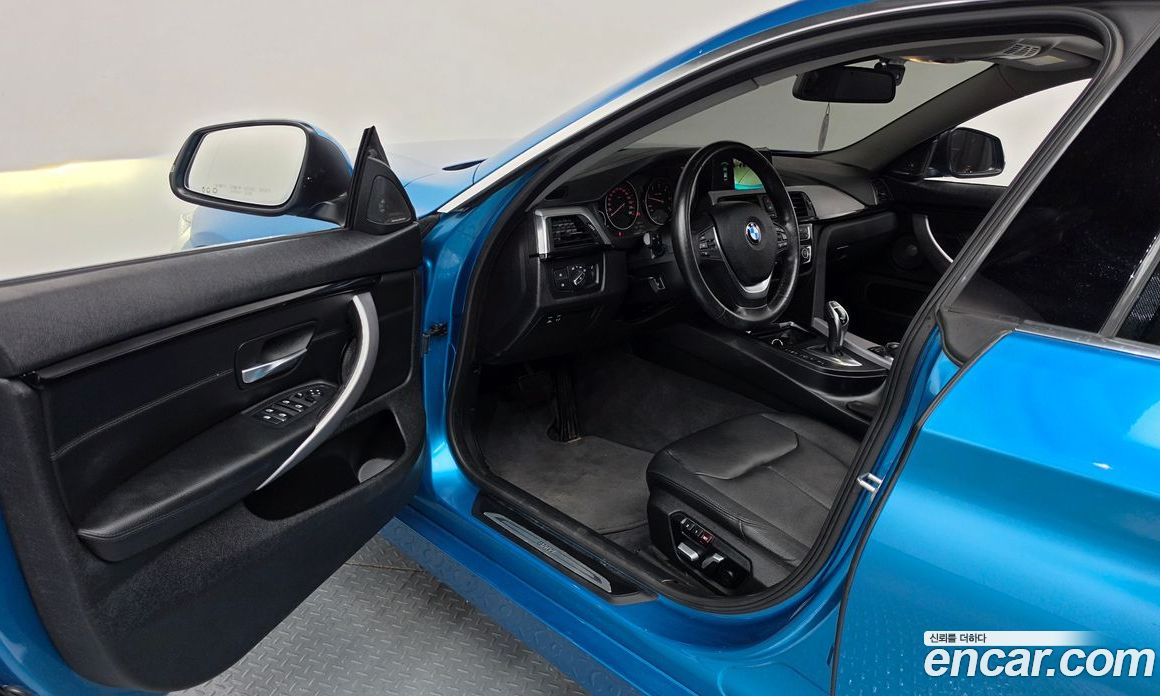BMW 4-Series (F32) фото 10
