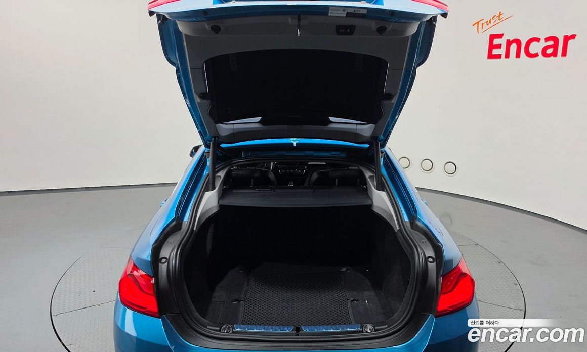 BMW 4-Series (F32) фото 16