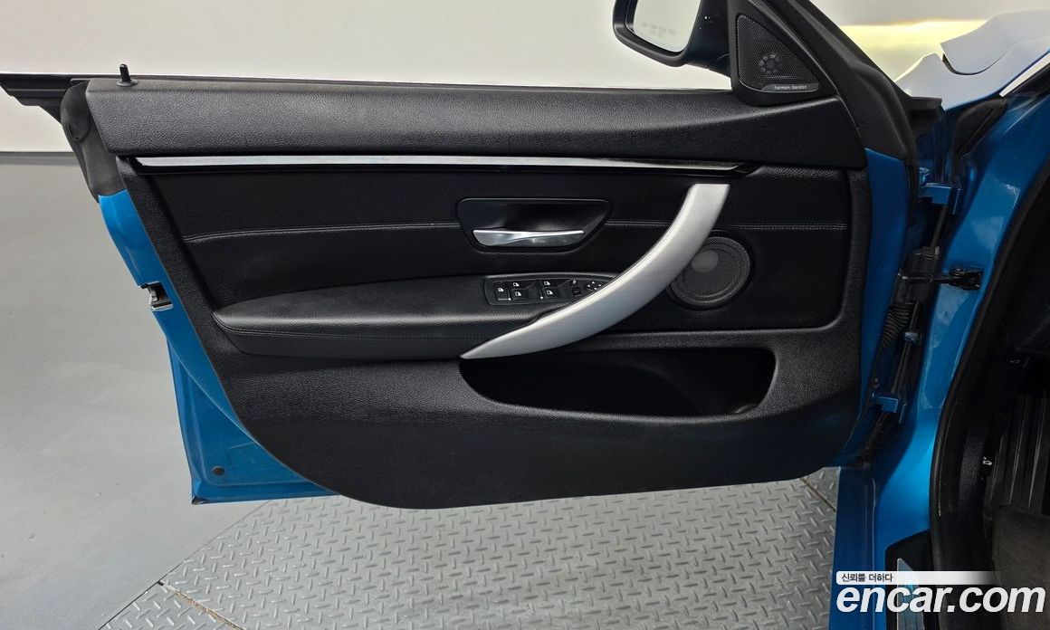 BMW 4-Series (F32) фото 24