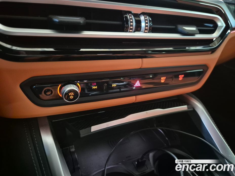 BMW M3 (G80) фото 13