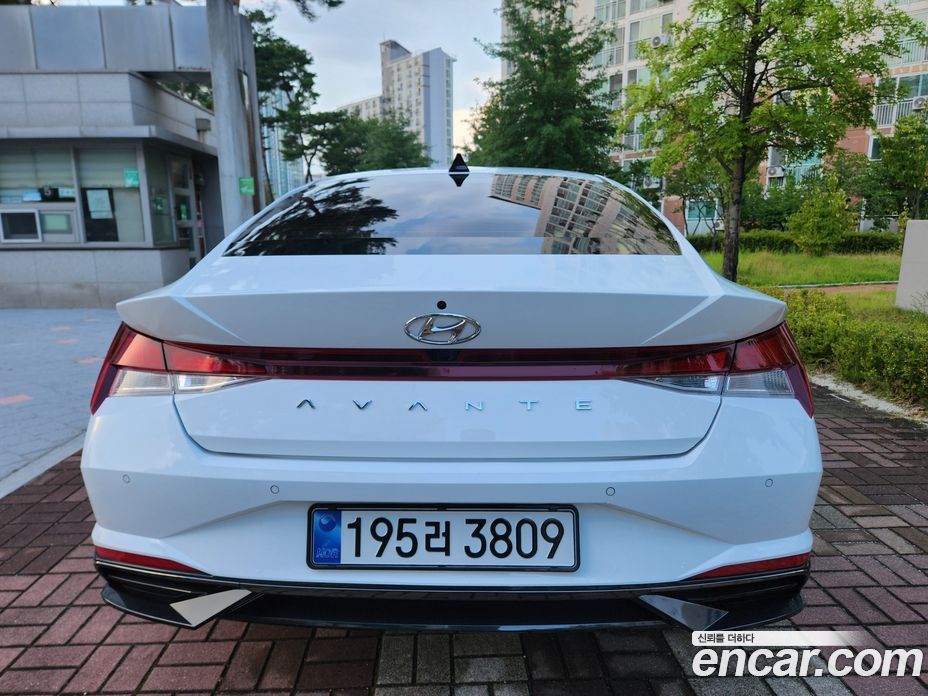 Hyundai Avante (CN7) фото 2