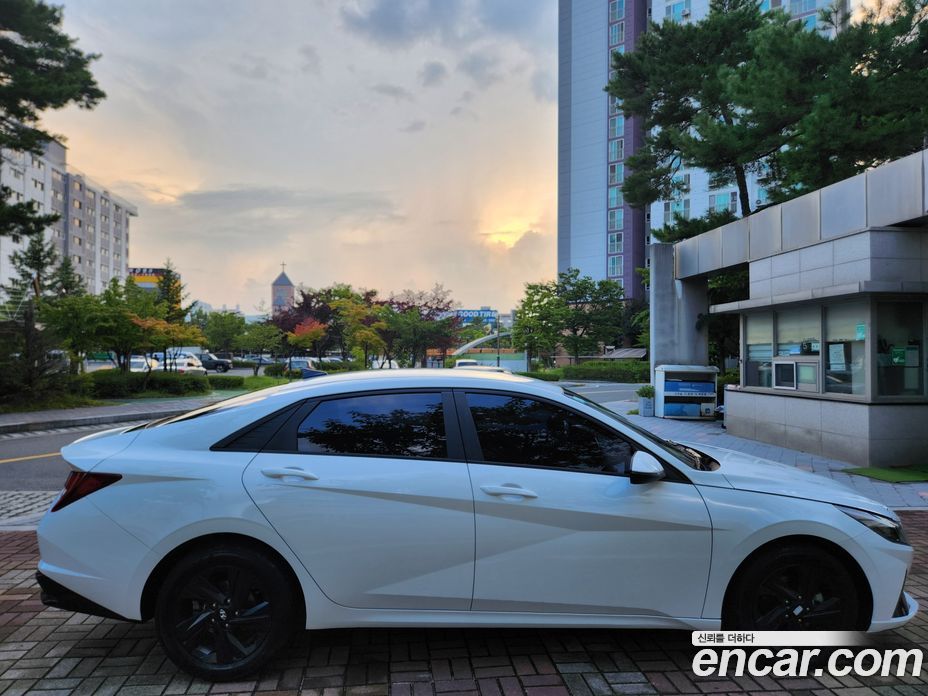 Hyundai Avante (CN7) фото 4