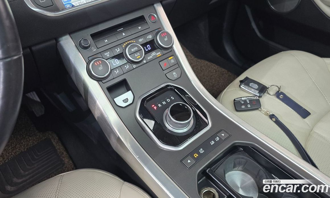 Land Rover Range Rover Evoque фото 8