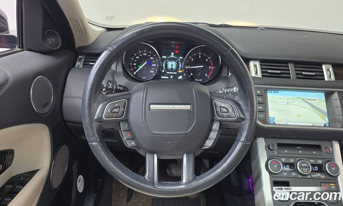 Land Rover Range Rover Evoque фото 11