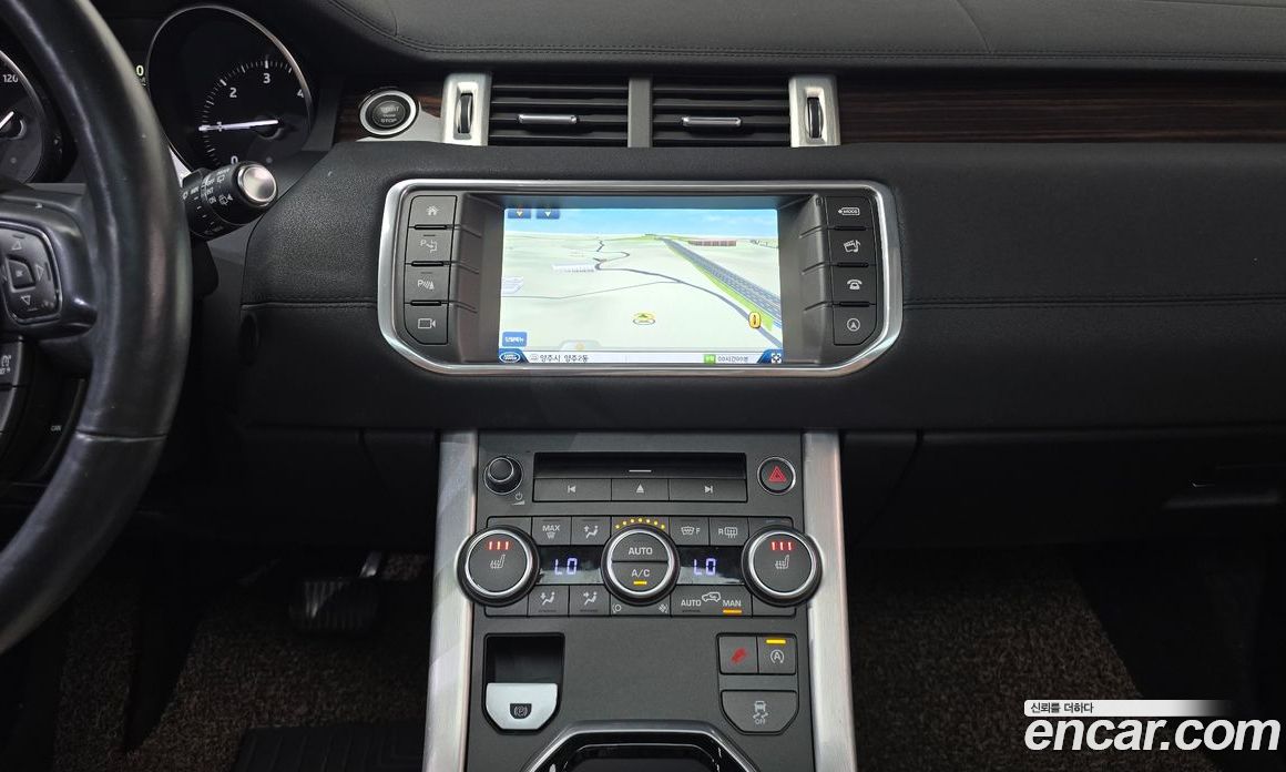 Land Rover Range Rover Evoque фото 12