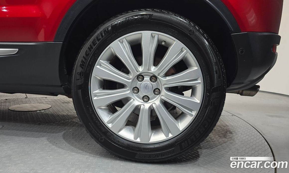 Land Rover Range Rover Evoque фото 21