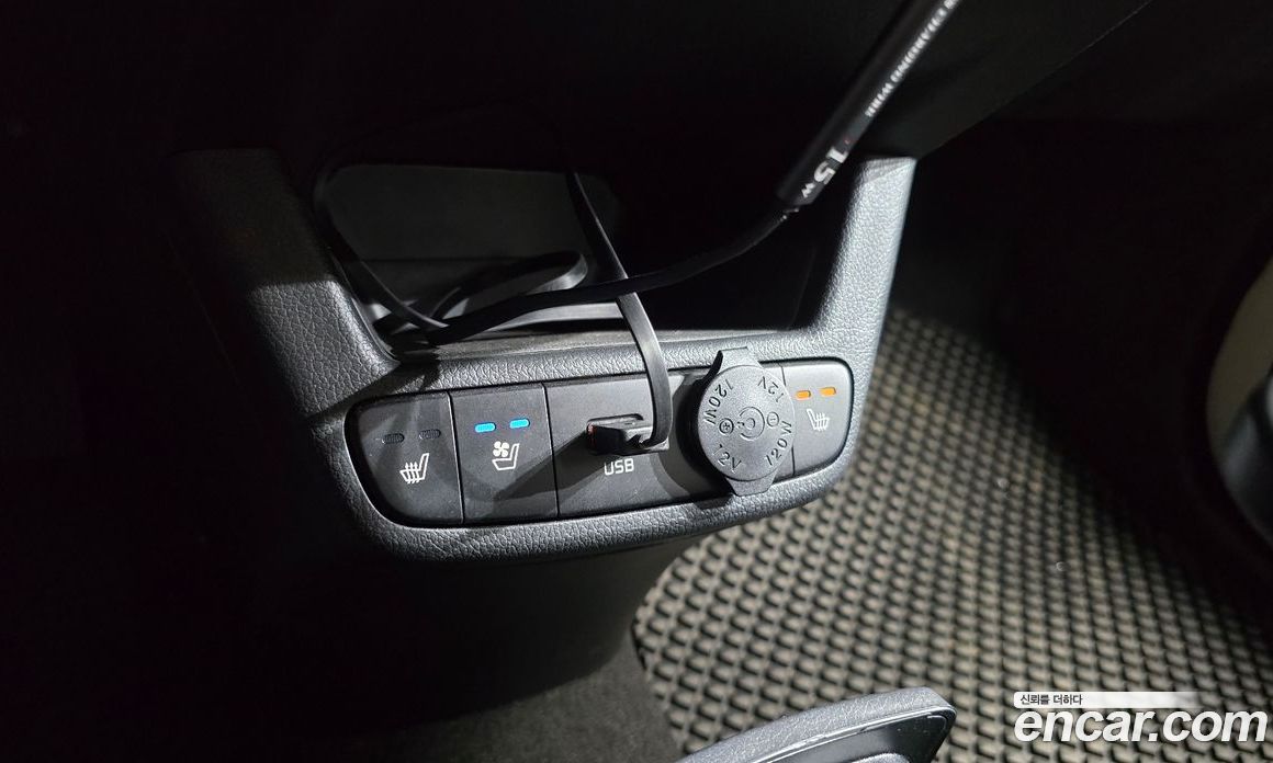 Kia Ray EV фото 11
