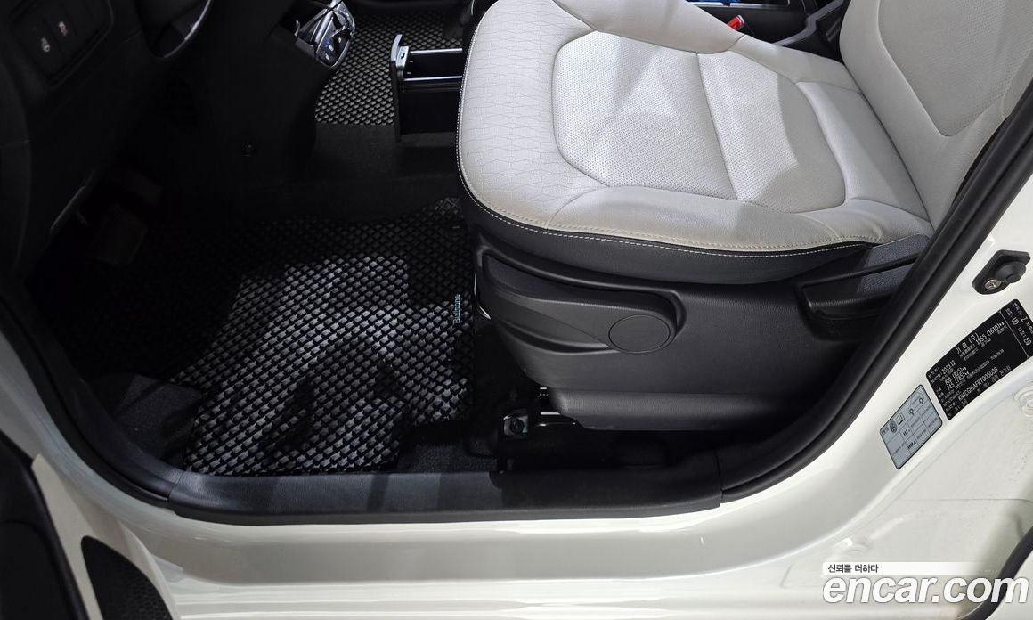 Kia Ray EV фото 15