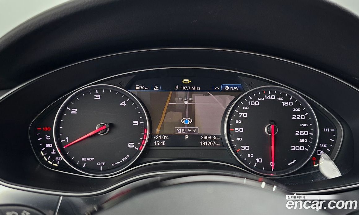 Audi A7 фото 8