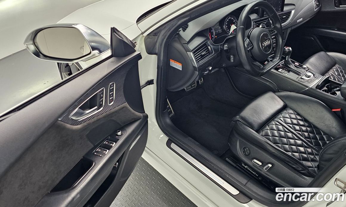 Audi A7 фото 10