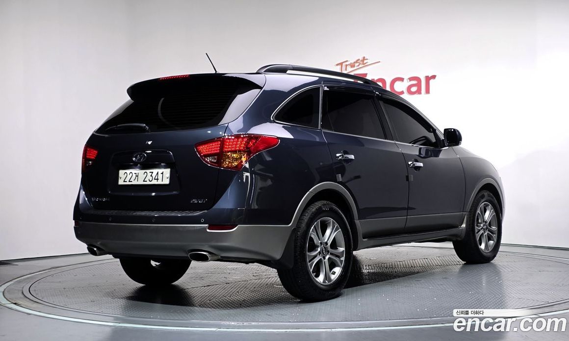 Hyundai Veracruz фото 2