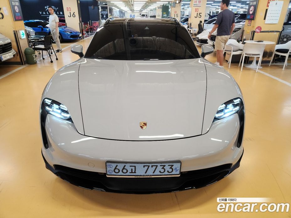 Porsche Taycan