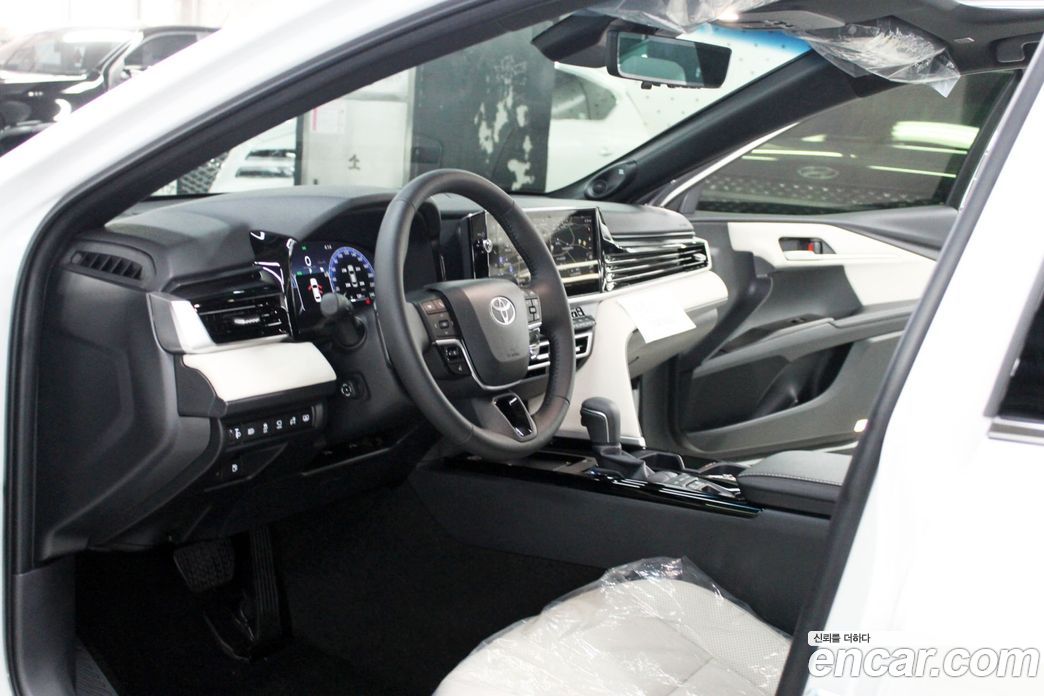 Toyota Camry (XV80) фото 8