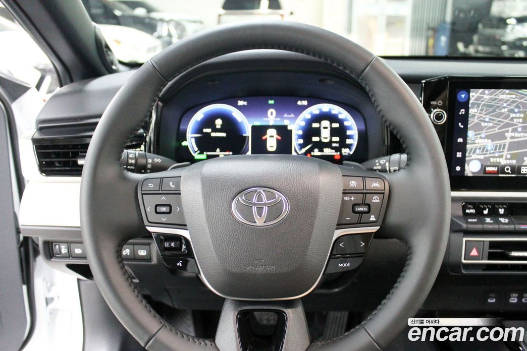 Toyota Camry (XV80) фото 12