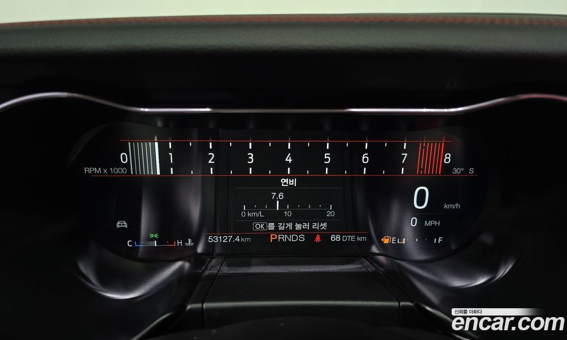 Ford Mustang фото 8
