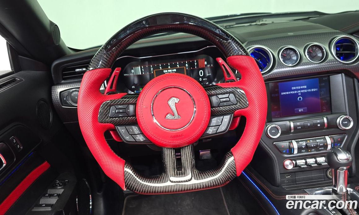 Ford Mustang фото 14