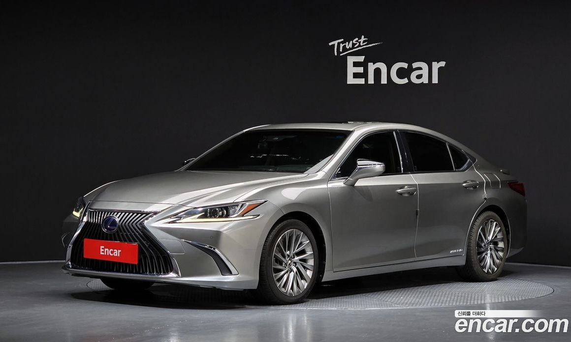 Lexus ES300h 7th Gen