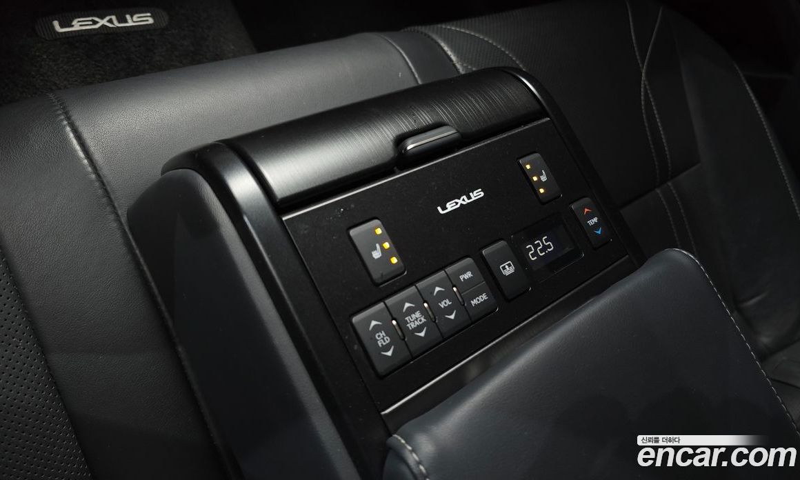 Lexus ES300h 7th Gen фото 18