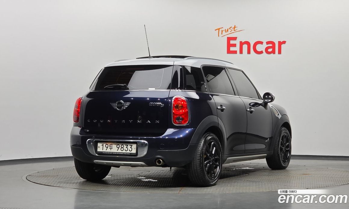 Mini Cooper Countryman D фото 2