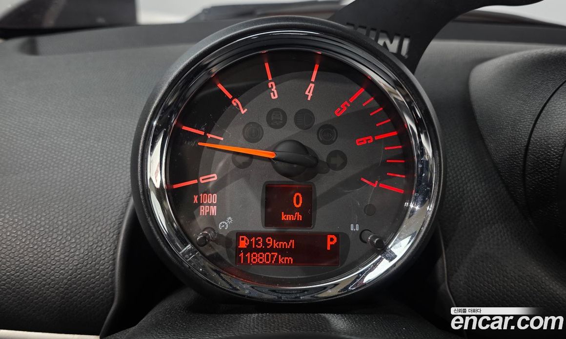 Mini Cooper Countryman D фото 8