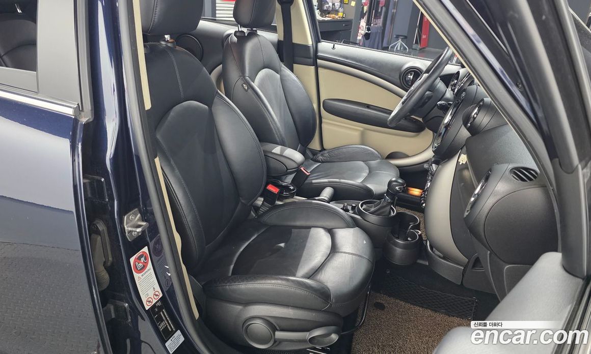 Mini Cooper Countryman D фото 11