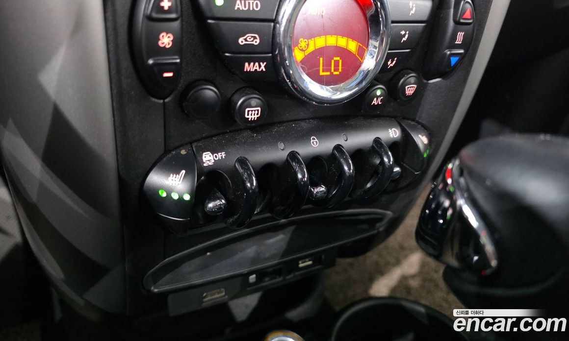 Mini Cooper Countryman D фото 17