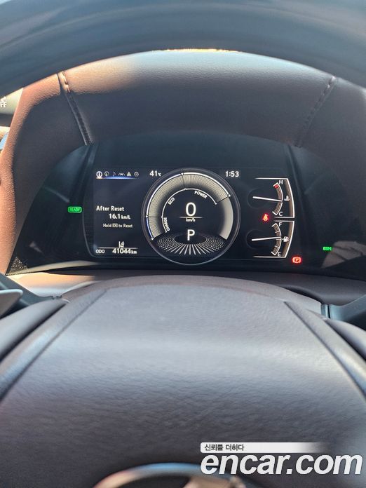 Lexus ES300h 7th Gen фото 7