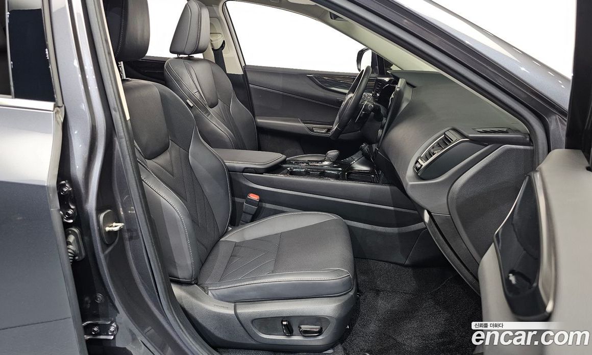 Lexus NX350h 2nd Gen фото 26