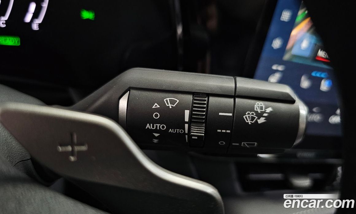 Lexus NX350h 2nd Gen фото 29