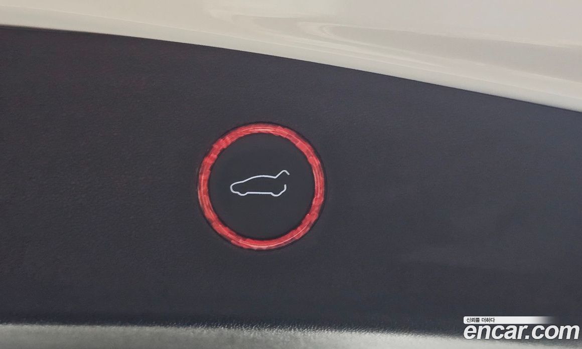 Tesla Model 3 фото 30